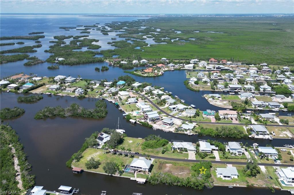 PIRATE HARBOR - Land