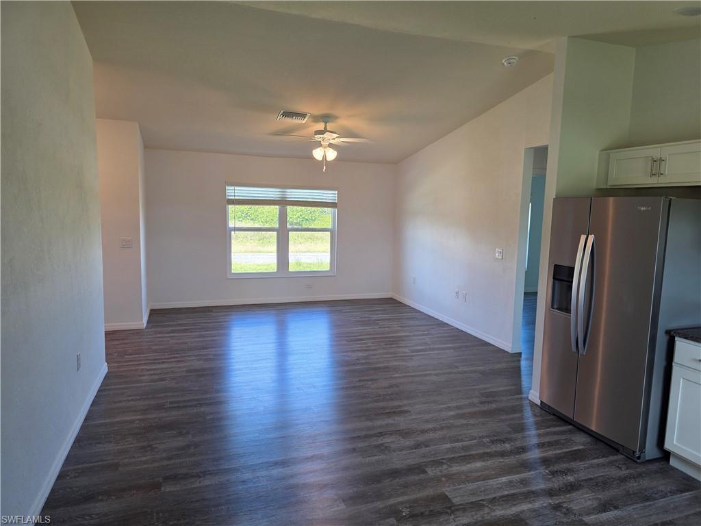 BANYAN VILLAGE - Residential Lease