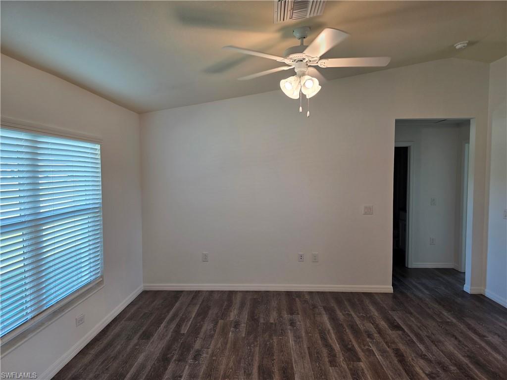 BANYAN VILLAGE - Residential Lease