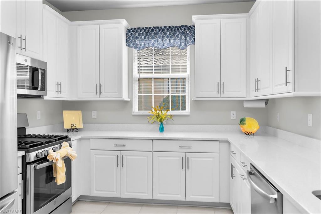 ESPLANADE AT HACIENDA LAKES - Residential