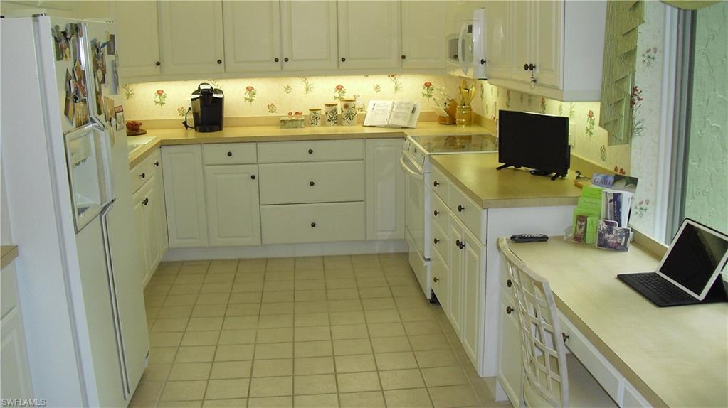 WILDERNESS COUNTRY CLUB - Residential