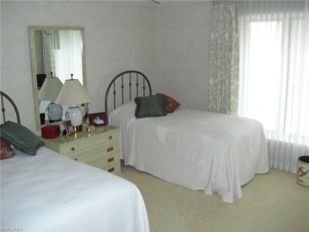 WILDERNESS COUNTRY CLUB - Residential