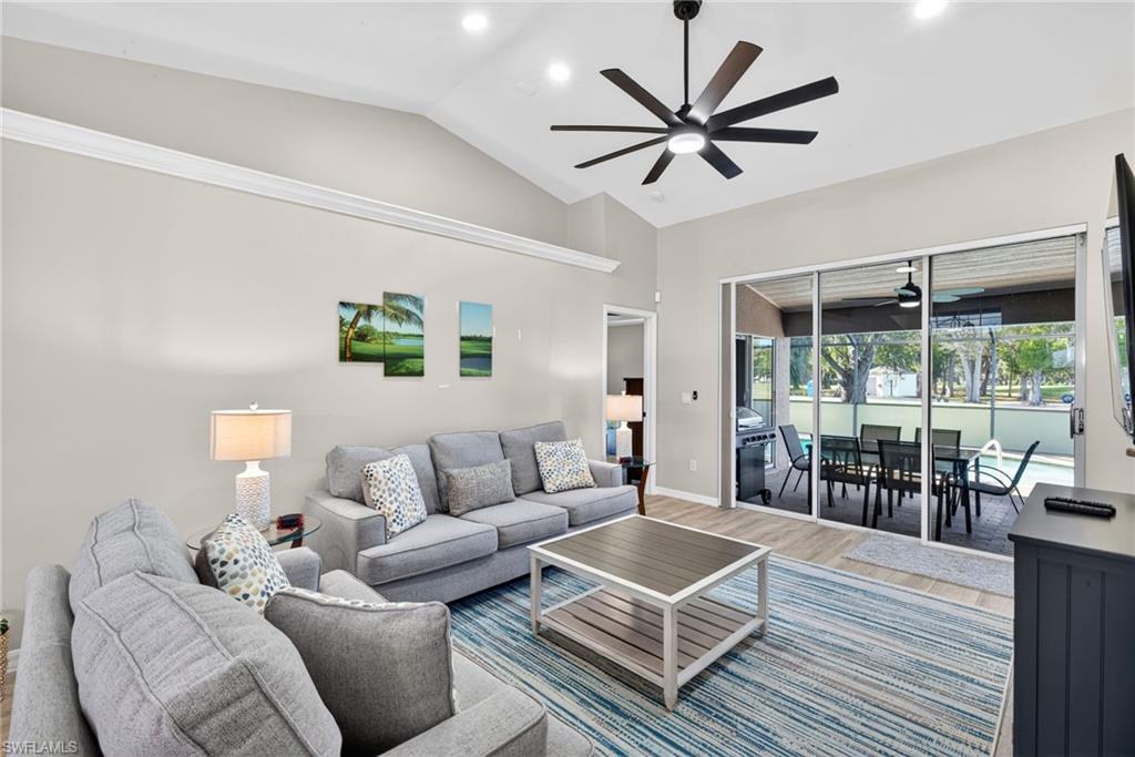 CORAL OAKS GOLF COURSE - Residential