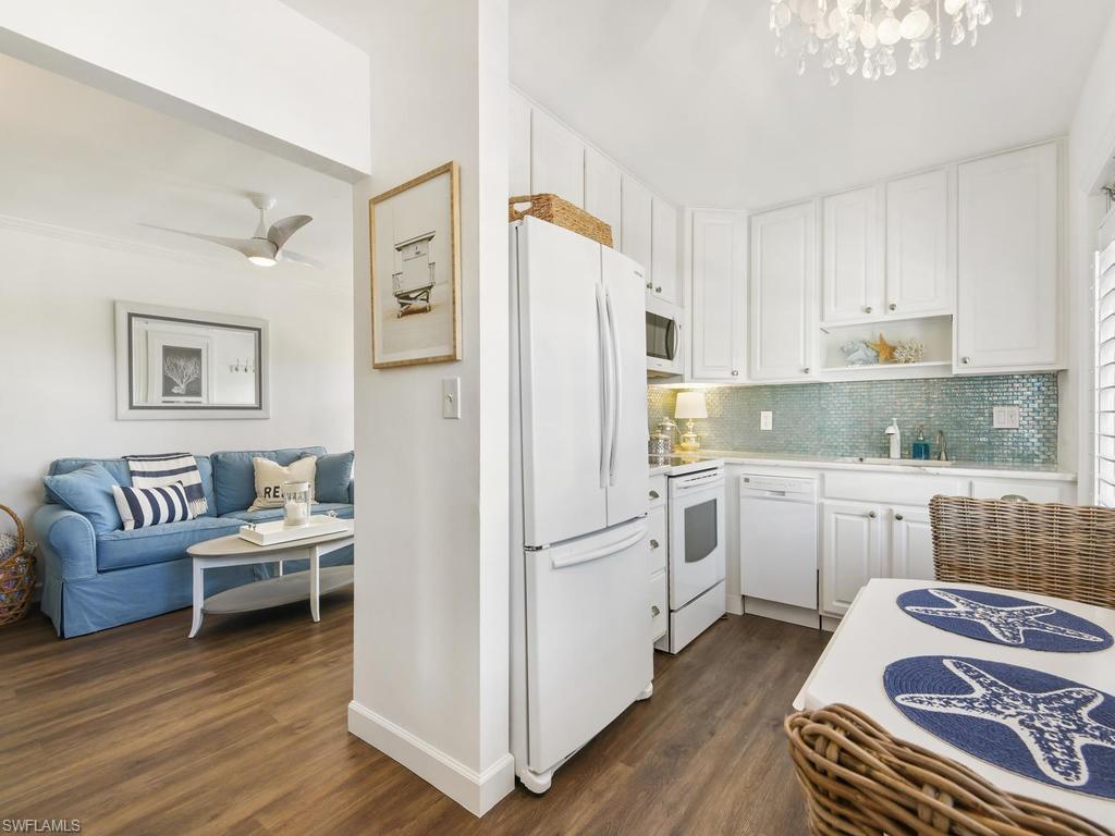 GARDEN MANOR - Residential