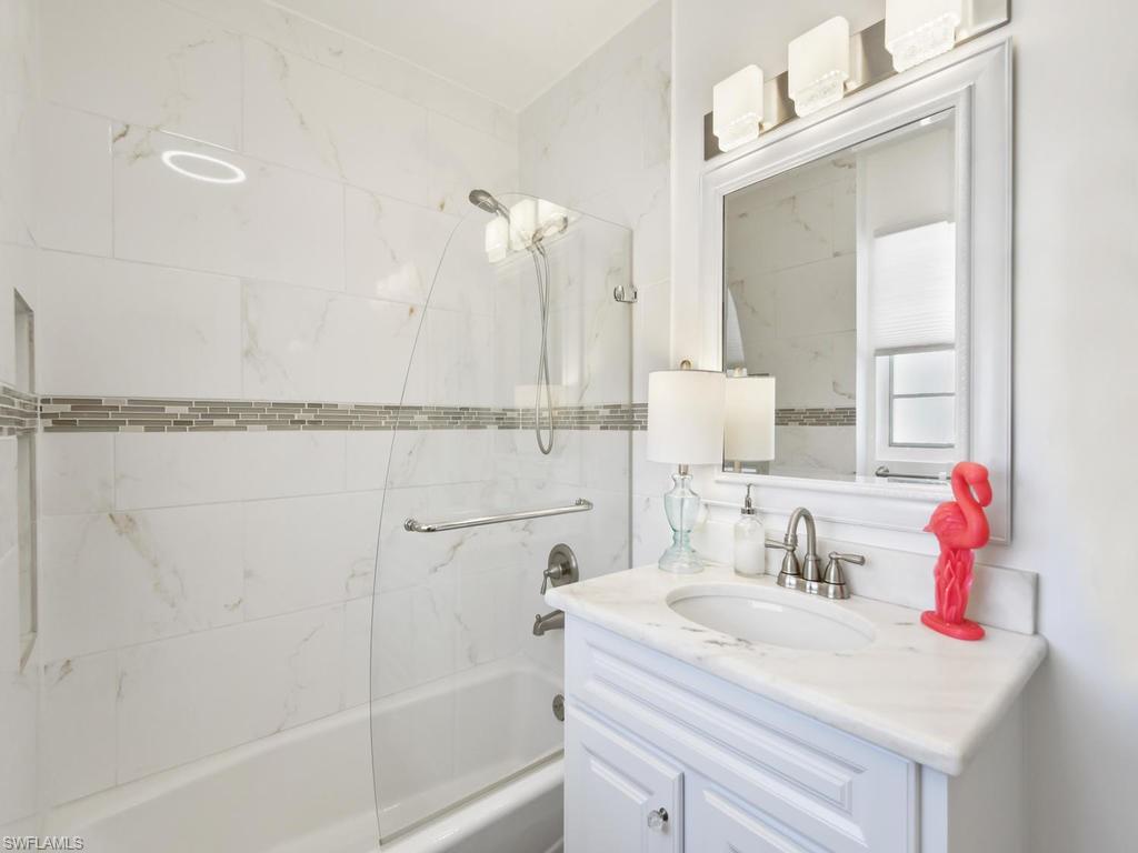 GARDEN MANOR - Residential