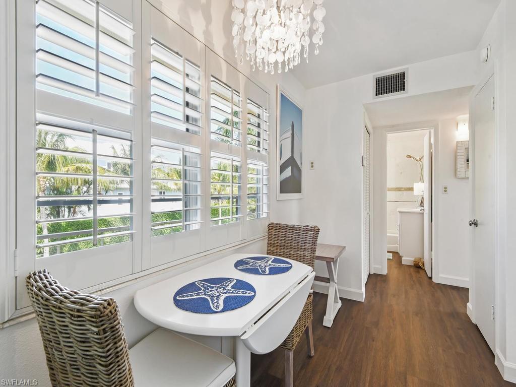 GARDEN MANOR - Residential