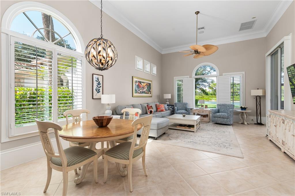 23611 Via Las Palmas