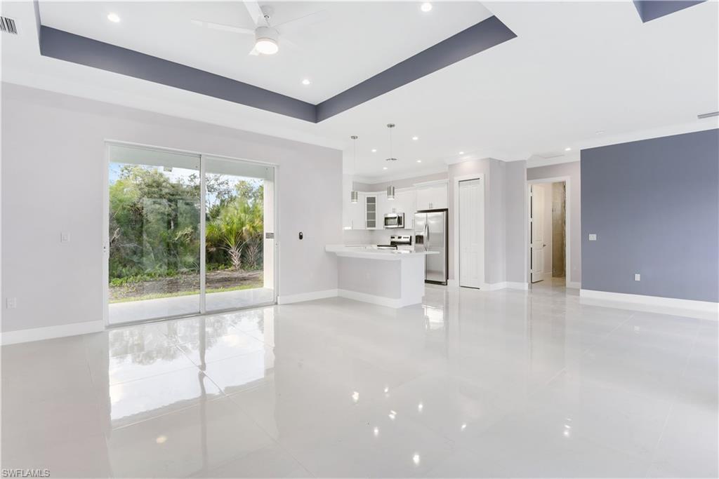 GOLDEN GATE ESTATES - Residential