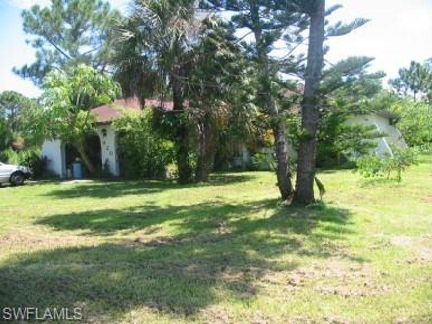 Two bedroom two bath on one acre lot in the Lake Camille area. The home is in need of complete rehab and cannot be financed. CASH OFFERS ONLY PLEASE.