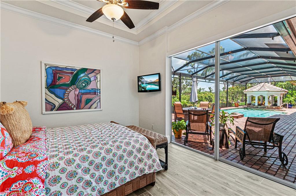 RIVERBROOKE - Residential