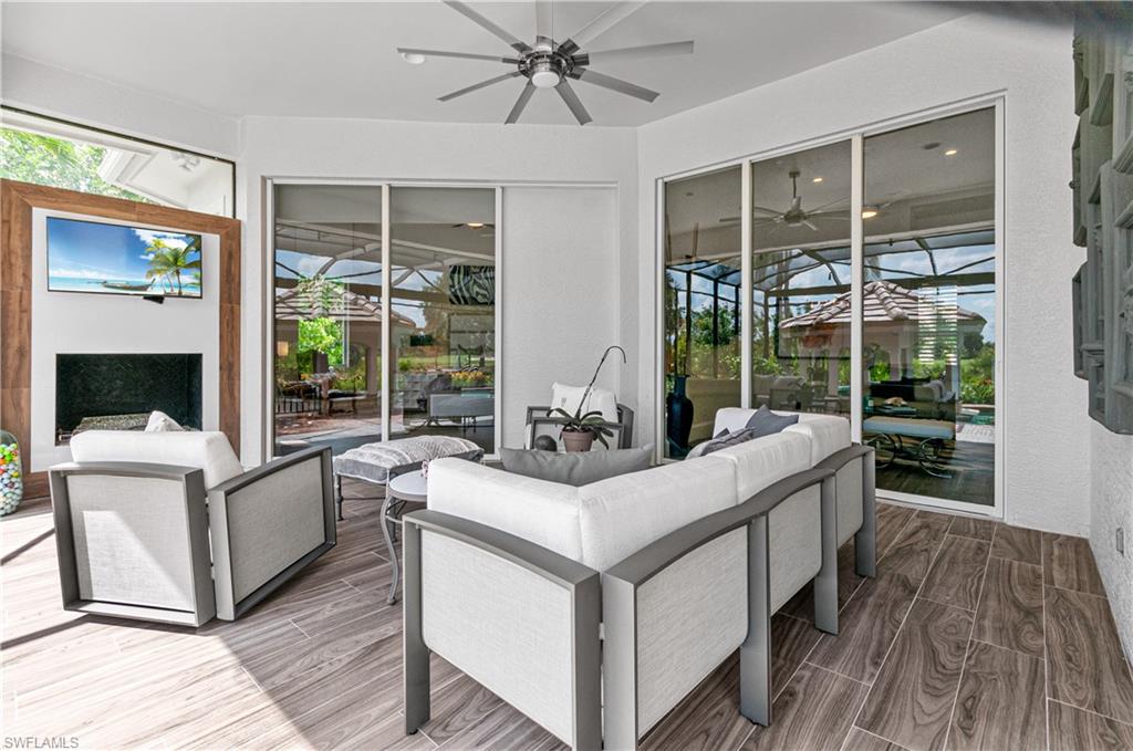 RIVERBROOKE - Residential