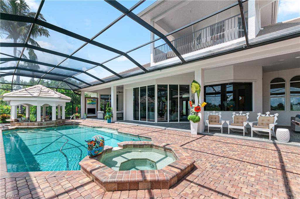 RIVERBROOKE - Residential