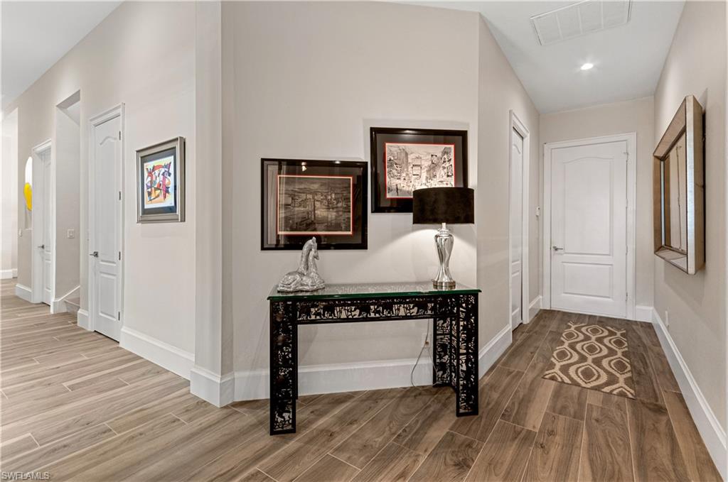 RIVERBROOKE - Residential