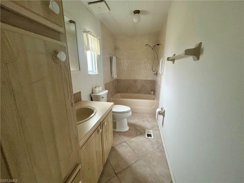 WEST WIND ESTATES - Residential Lease