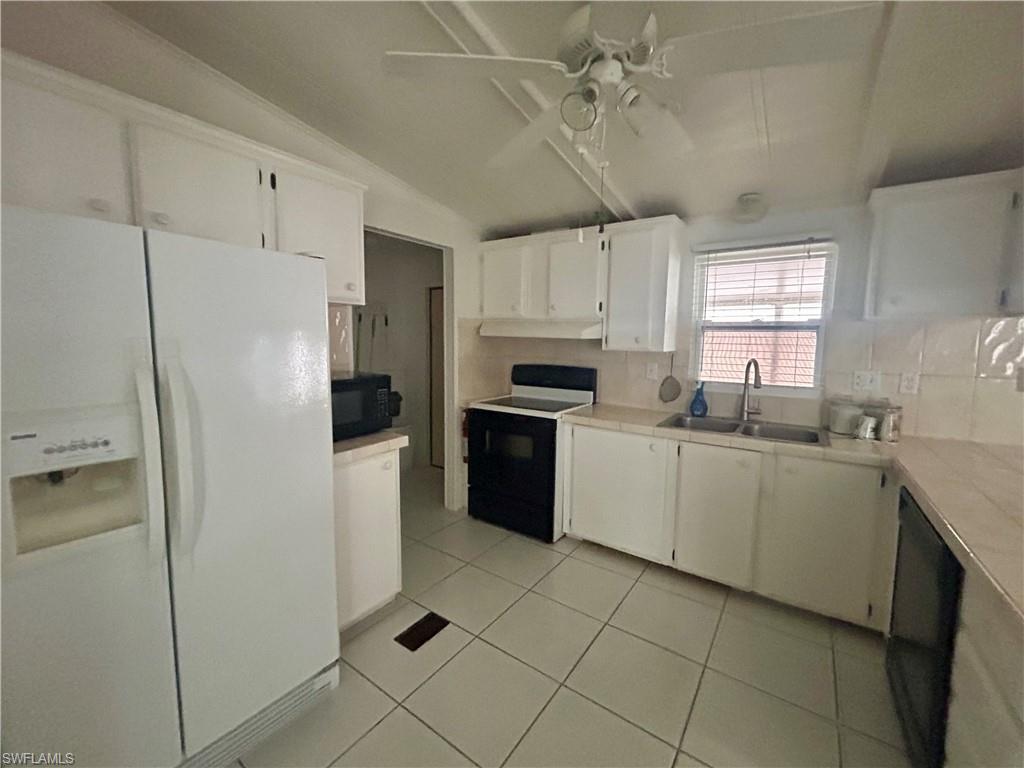 WEST WIND ESTATES - Residential Lease