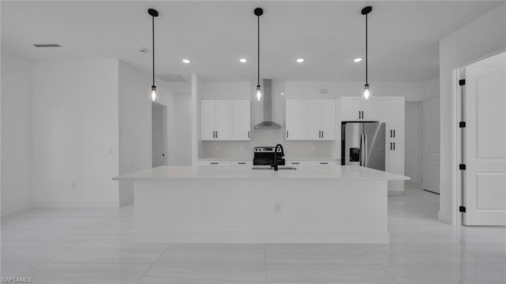 LEHIGH ACRES - Residential