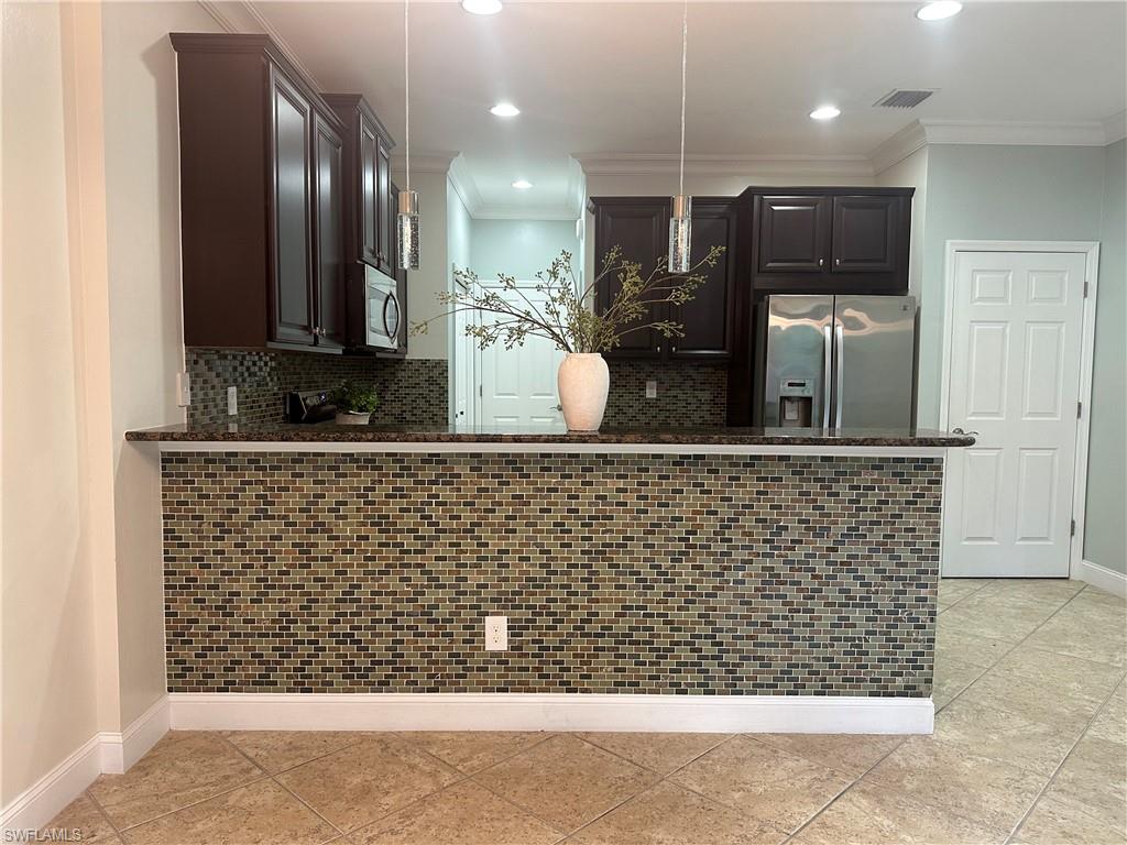 SUMMIT PLACE - Residential Lease