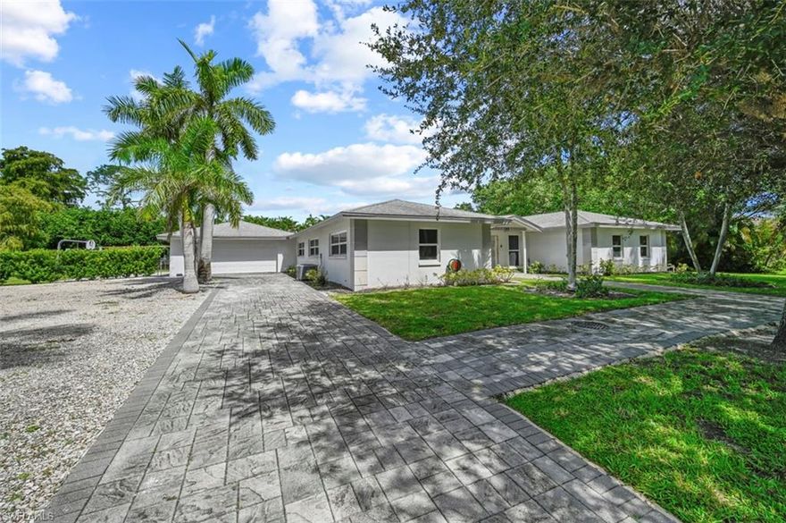 Rare opportunity in central Naples — two RSF-3 lots with an existing structure and an additional RMF-16 parcel offering flexibility for the right buyer. Located at 101–105 Saint Andrews Blvd, this well-situated property (combined building area ~3,534 SF on ˜0.71 acres) has a educational/daycare special use approval. It is an ideal site for a specialty childcare operation or as a residential redevelopment subject to zoning. Strong visibility, convenient neighborhood location, and flexible use make this an exceptional investment or owner-user opportunity. Contact for more details and zoning packet.