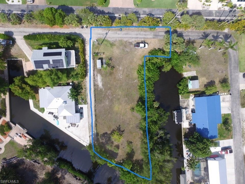 NORTH FORT MYERS - Land