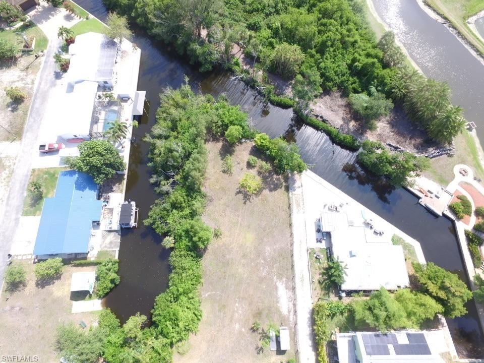 NORTH FORT MYERS - Land