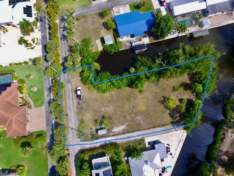 NORTH FORT MYERS - Land
