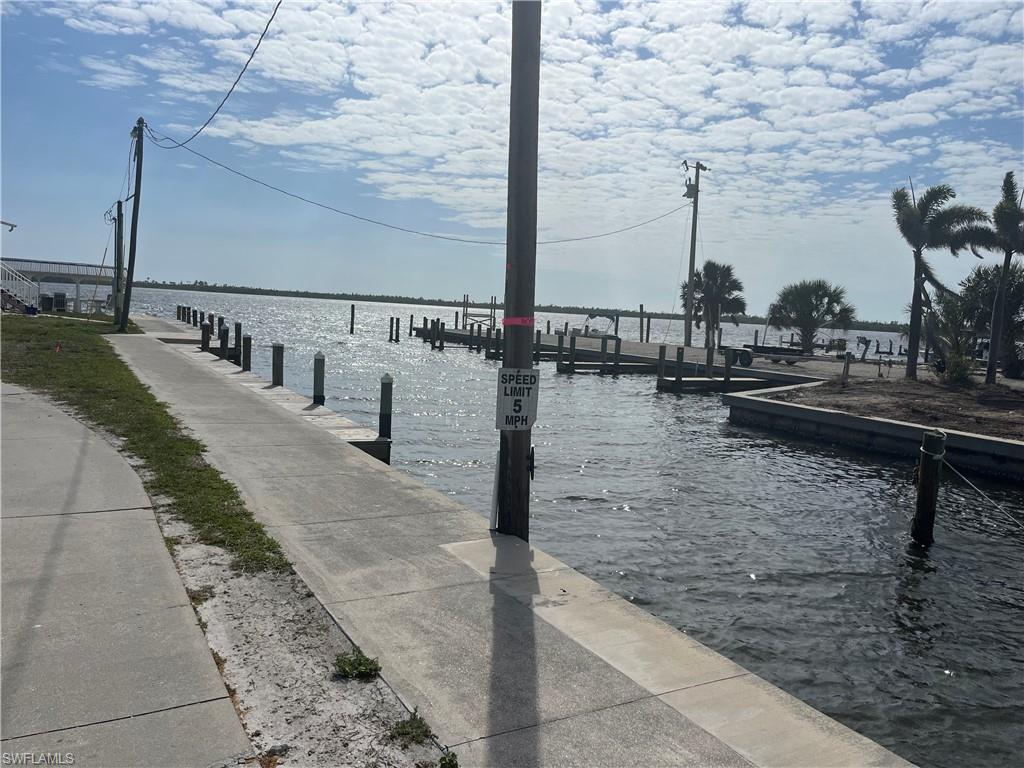 CAPN MACS MOBILE HOME - Residential