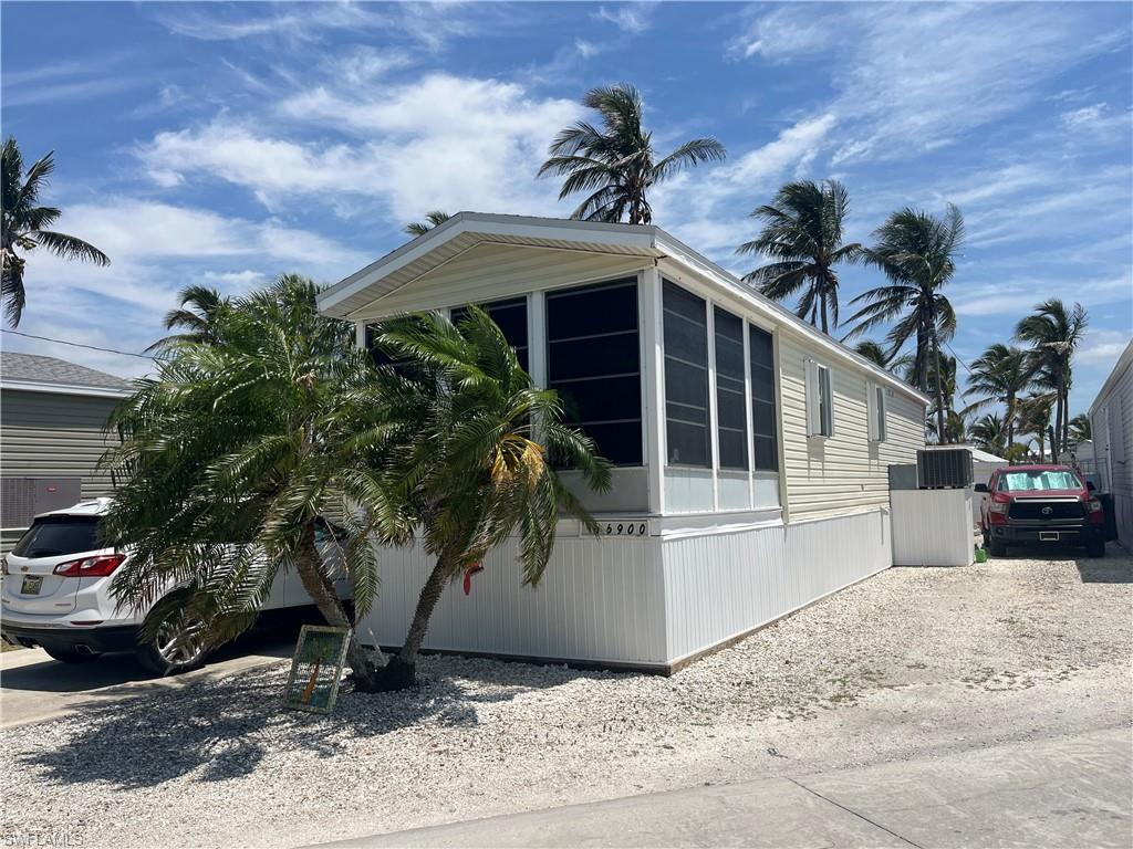 CAPN MACS MOBILE HOME - Residential