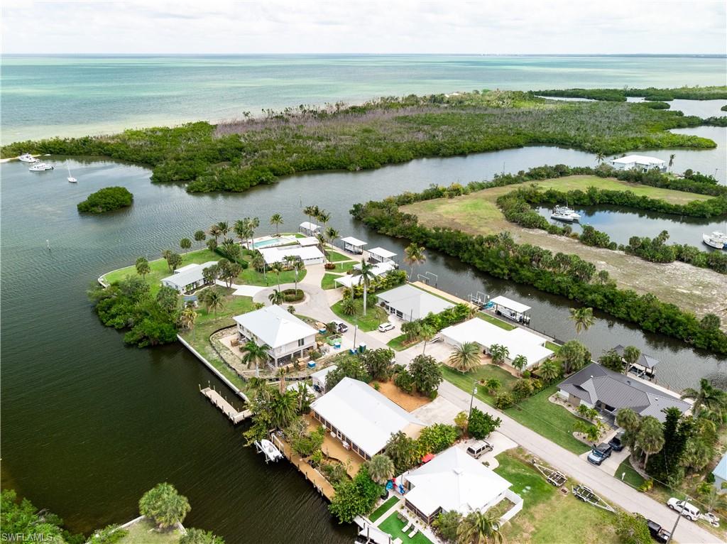 KNIGHTS BOKEELIA ISLE - Residential