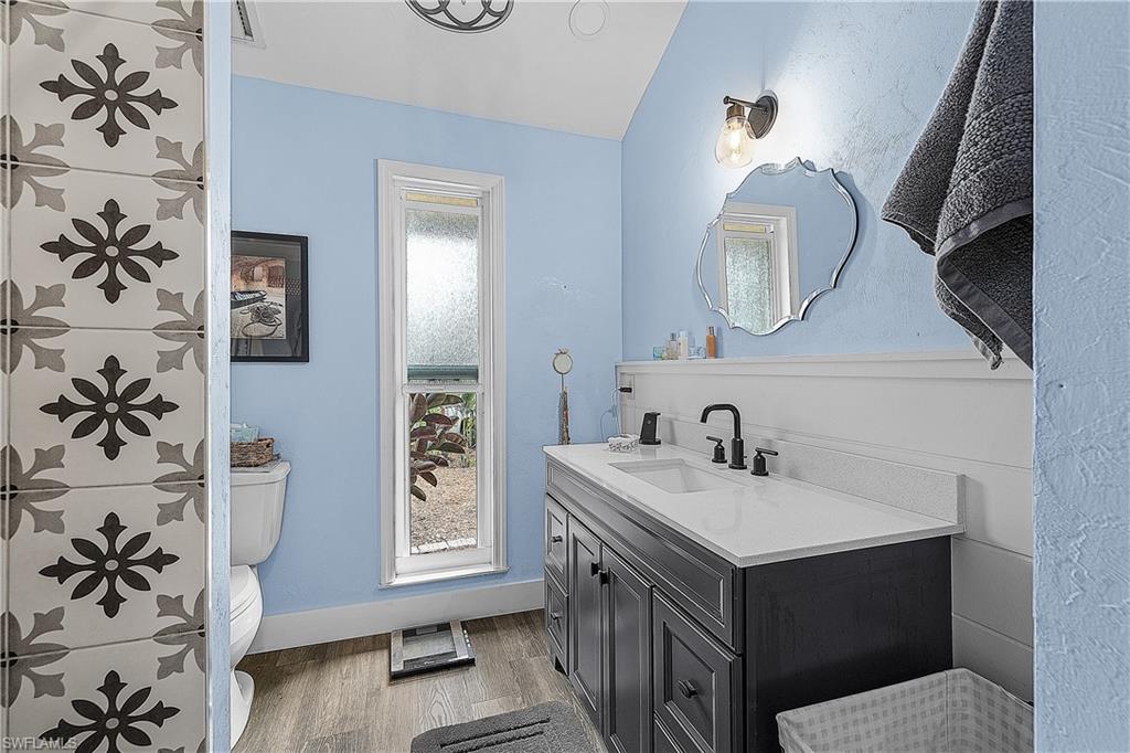 KNIGHTS BOKEELIA ISLE - Residential