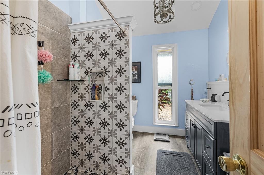 KNIGHTS BOKEELIA ISLE - Residential