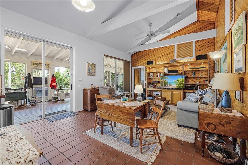 KNIGHTS BOKEELIA ISLE - Residential