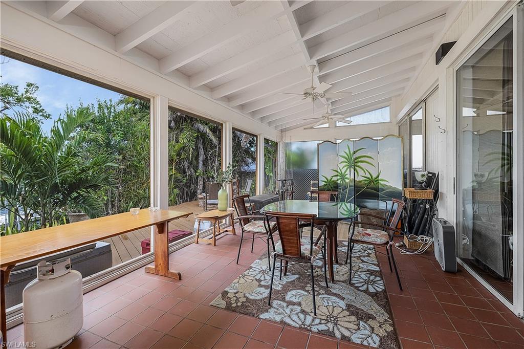 KNIGHTS BOKEELIA ISLE - Residential