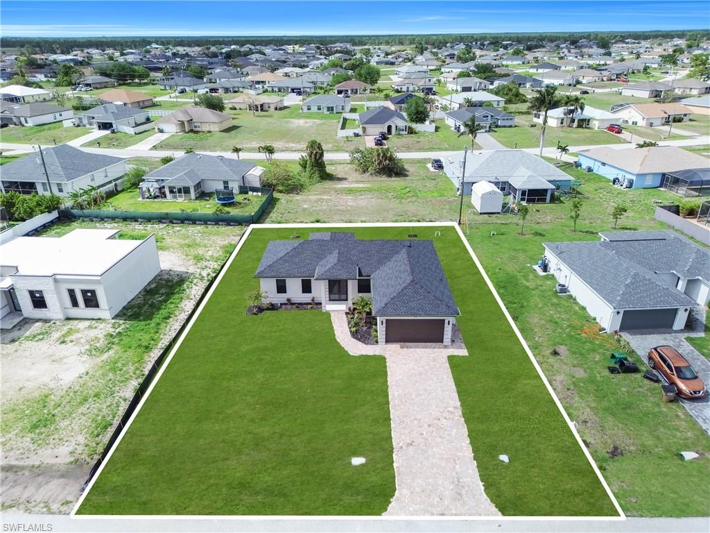 CAPE CORAL - Residential