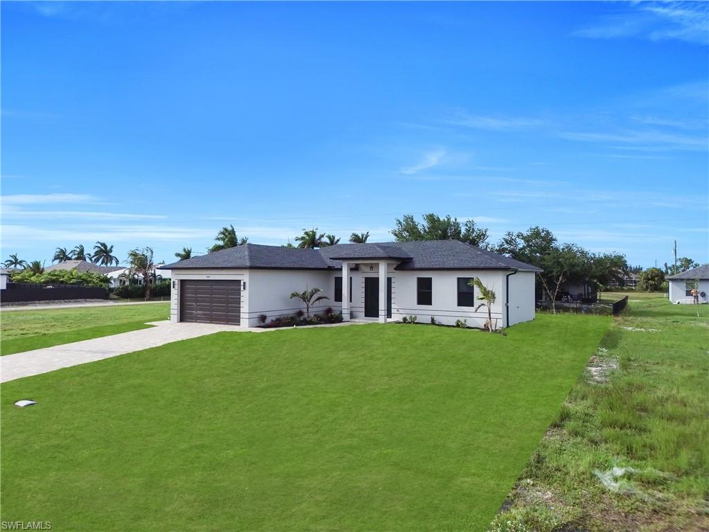 CAPE CORAL - Residential