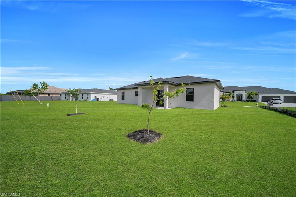 CAPE CORAL - Residential