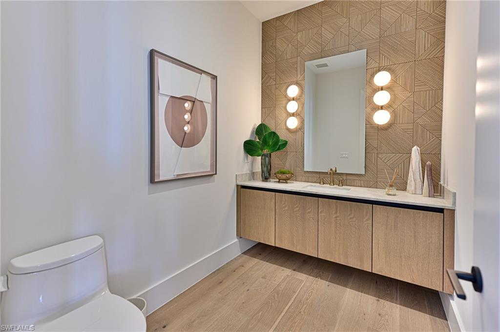 BONITA BEACH - Residential