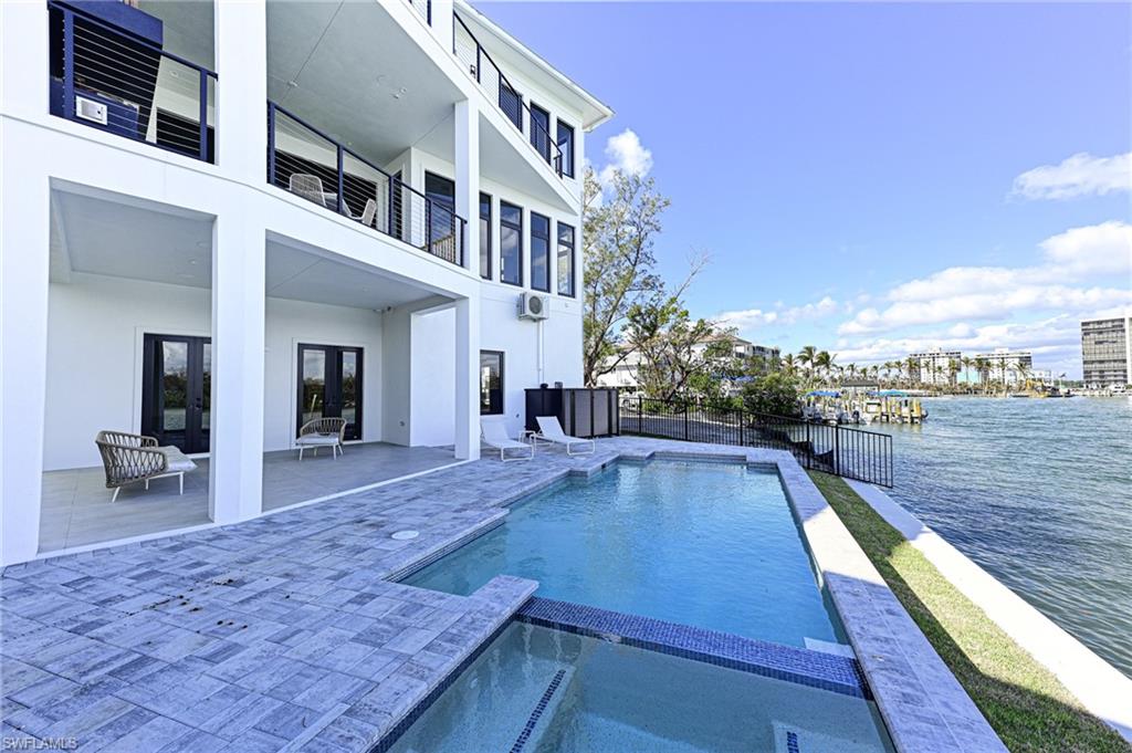 BONITA BEACH - Residential