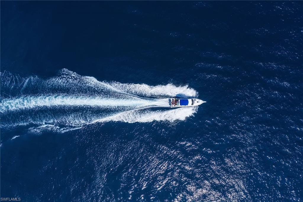 MOORINGS - Residential