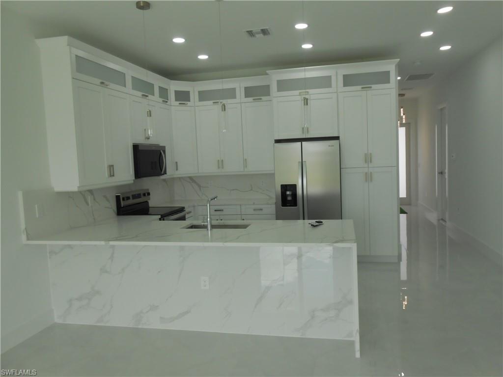 LEHIGH ACRES - Residential Lease