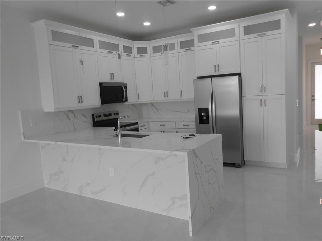 LEHIGH ACRES - Residential Lease