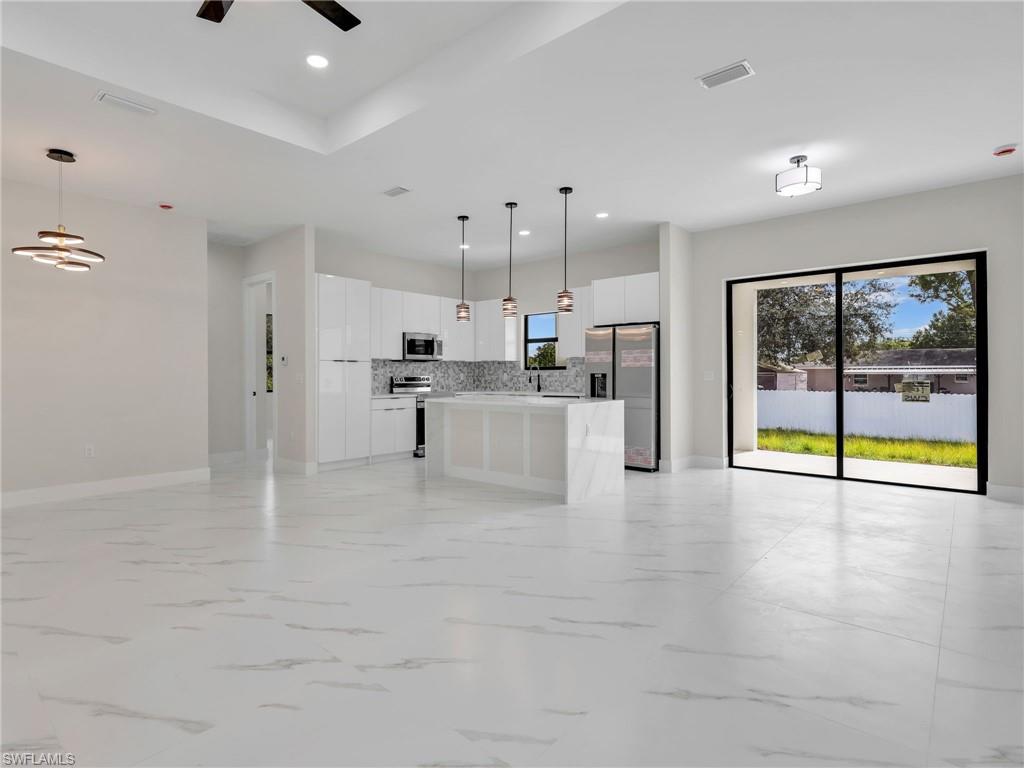 LEELAND HEIGHTS - Residential