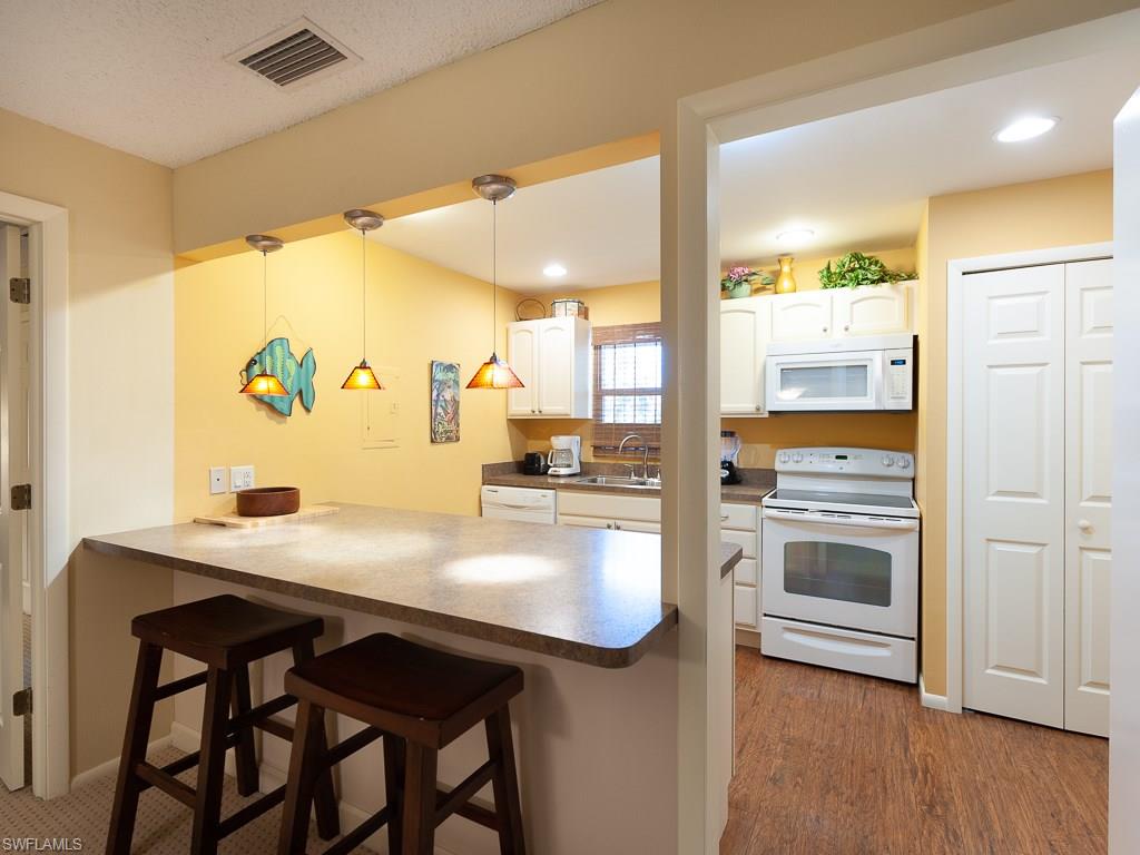 BLIND PASS CONDO - Residential