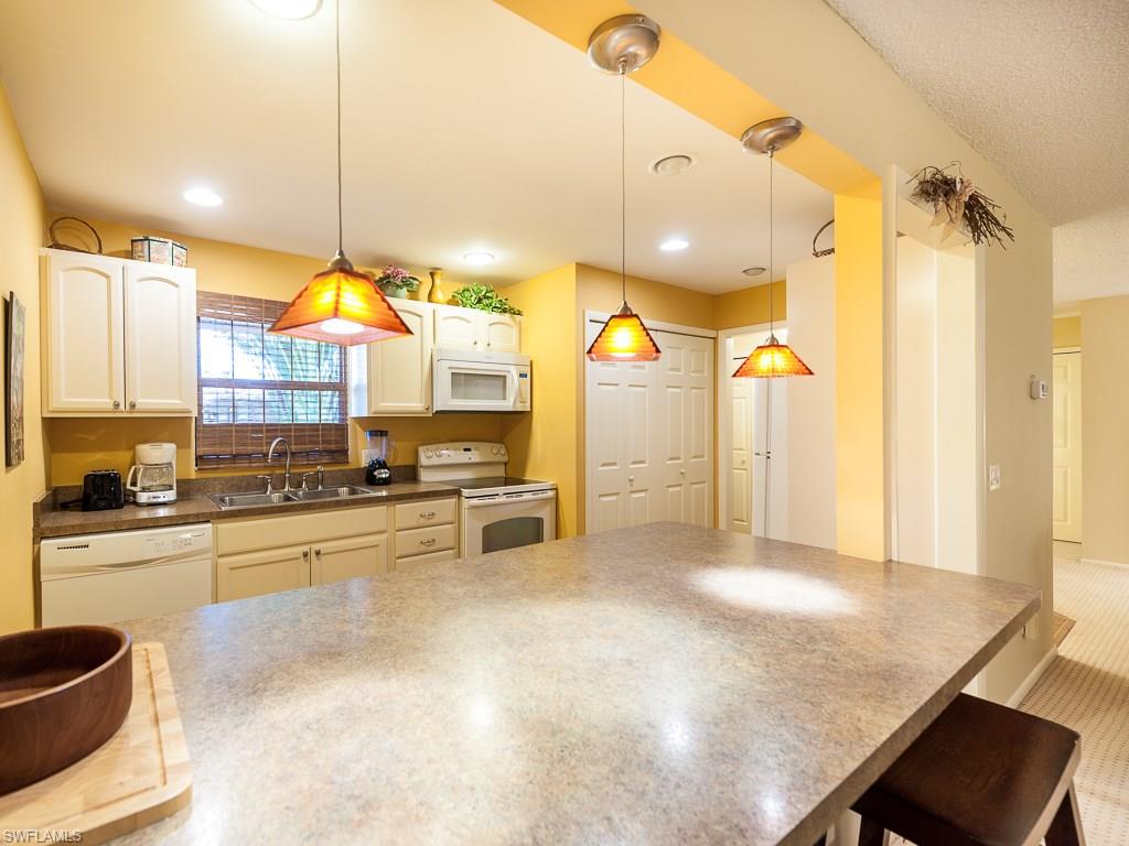 BLIND PASS CONDO - Residential