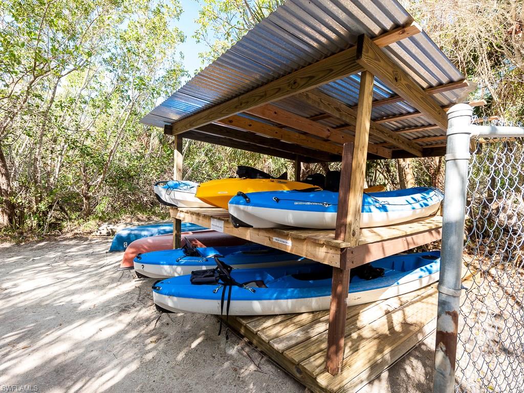 BLIND PASS CONDO - Residential