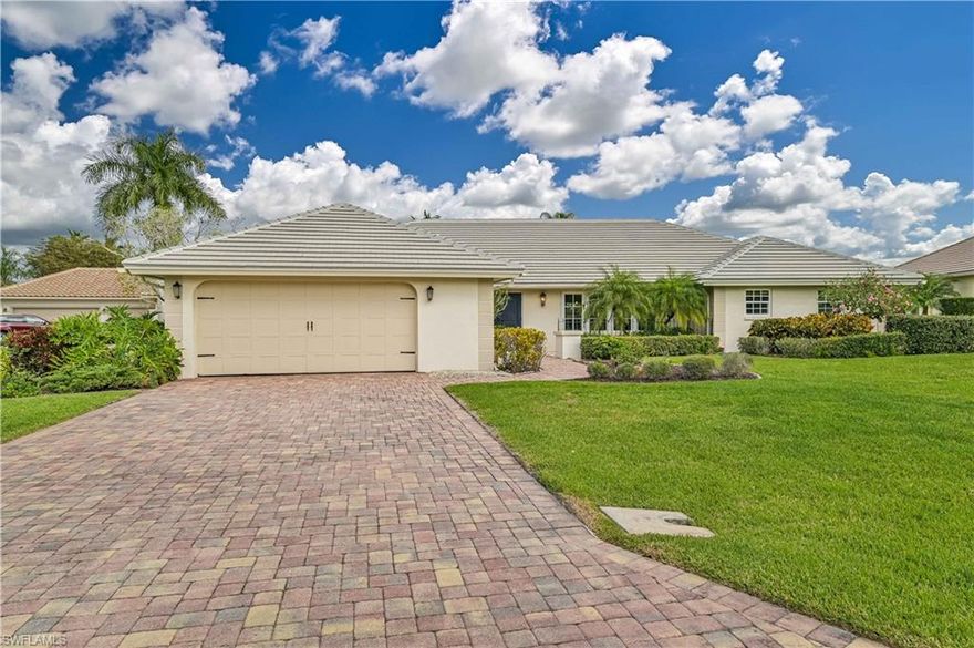 This oversized 4 bed / 4.5 bath pool home in Spanish Wells Golf & Country Club offers a direct lake view, two ensuite master bedrooms, two guest bedrooms, and the perfect reading nook. Spend time with family and friends in the two living rooms and a separate family/TV room off of the kitchen. The home has an amazing amount of natural lighting with beautiful skylights and expansive sliders. The large and inviting kitchen is well stocked with all of the necessities and more.A butler pantry is also in the kitchen. In the cooler months, enjoy the fresh air and perfect view by completely opening up the lanai doors off of the back living room. This also serves as a great extension to the outdoor space. The screened-in lanai features a private heated pool, lounge chairs, relaxed seating and dining tables and chairs. There is also a full cabana bathroom which includes a shower and is accessible directly from the lanai.
***** October 2026 PROMO: $5,250 rent excl. tax and fees***
***Available for Feb and March 2027. must be rented together*****

Check-in is a breeze with our convenient keyless entry, which allows direct access to the home upon arrival! All home info is sent to you before your vacation begins to ensure you have important info at the ready.

WIFI Included. Cable TV included in Living & Master Bedroom. One available parking spot in the garage. Propane grill (BBQ) available. Beach chairs & umbrellas available.

Master Bedroom 1 - King Bed, Separate His & Her Vanities, Walk-In Shower, Soaking Tub
Master Bedroom 2 - Queen Bed, Walk-In Shower
Guest Bedroom 1 - Queen Bed
Guest Bedroom 2 - Twin Trundle Bed

This beautiful home is located in Spanish Wells Golf and Country Club, an upscale, luxurious gated community with a 24/7 gate guard. Nestled in beautiful Bonita Springs and close to some of the most sought after beaches in the world, Spanish Wells offers golf pay per play options on a championship 27 holes golf course and is close to shopping, RSW International Airport, and wonderful fine dining options. It is only a 5 minute drive to Barefoot Beach and Bonita Beach.