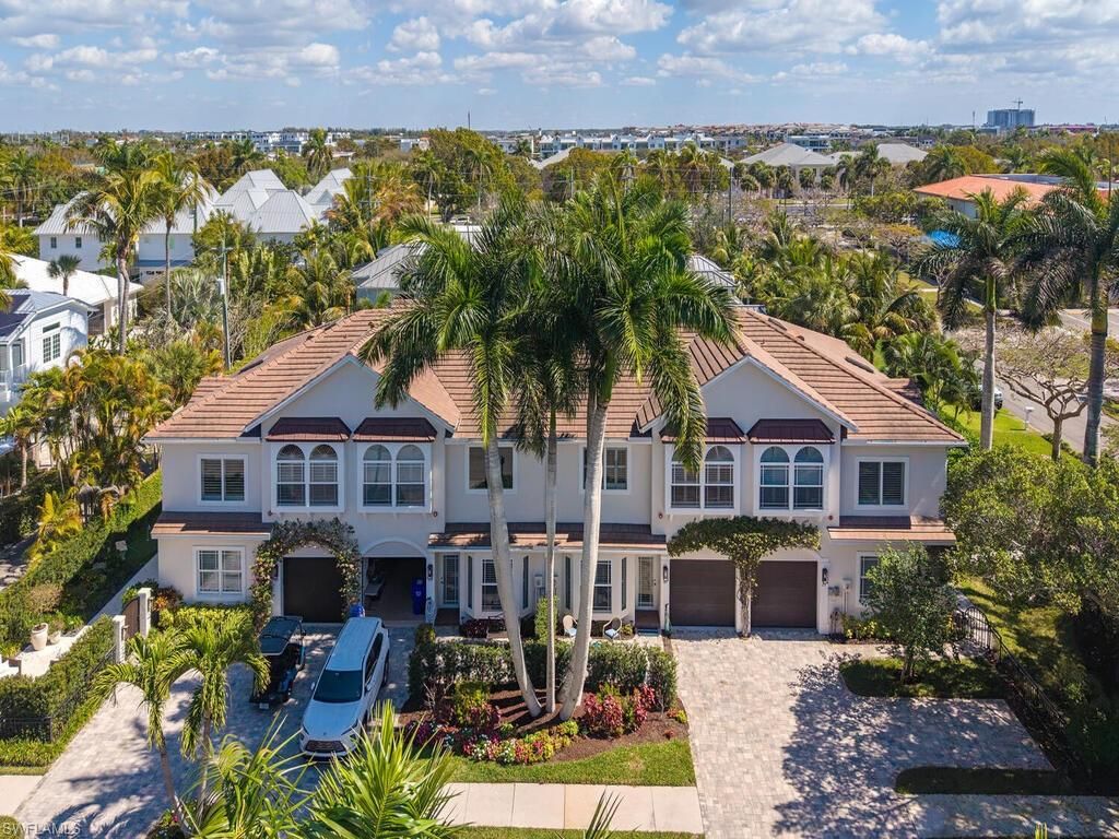 Photo of 165 5TH ST S #3, NAPLES, FL 34102 (MLS # 226008325)