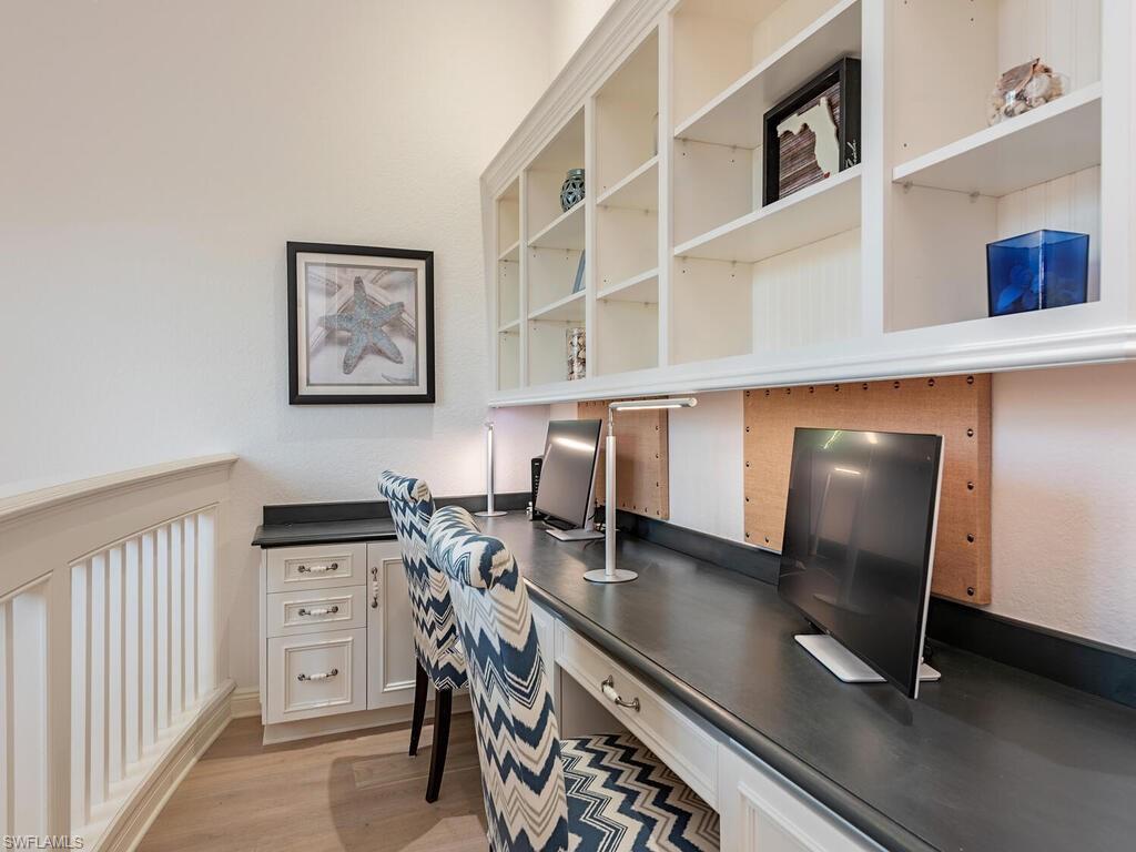 ROYAL PALM VILLAS - Residential