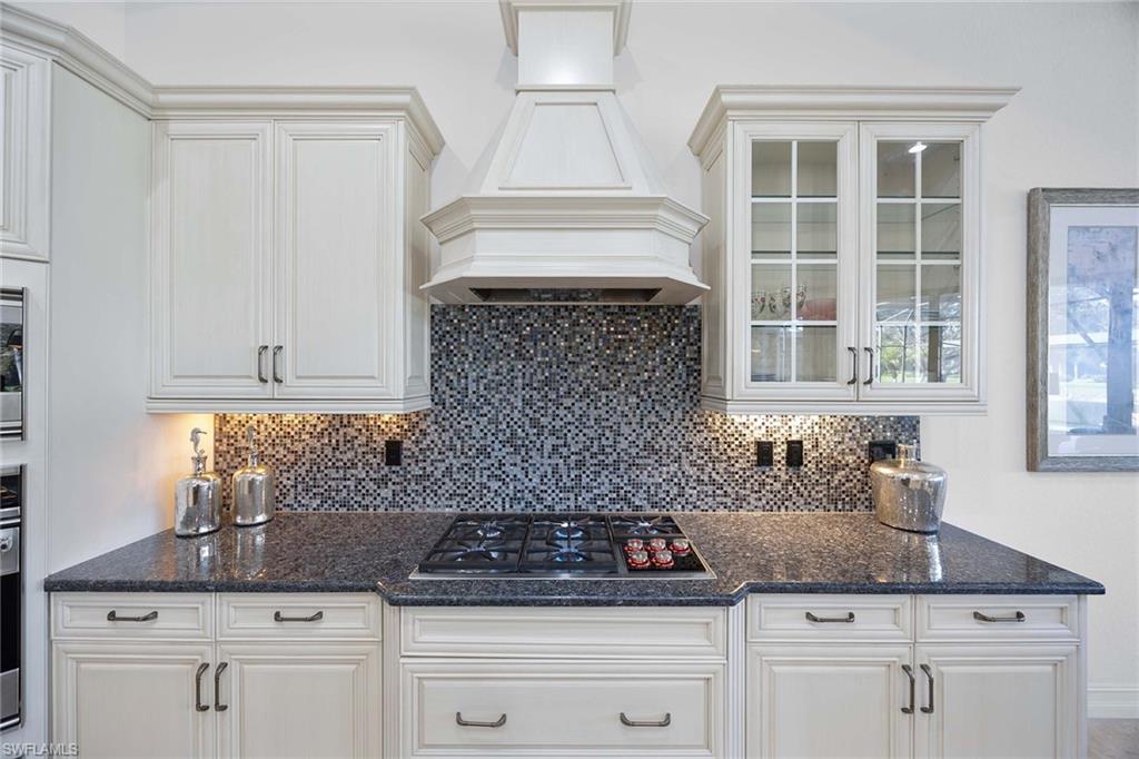 CLASSICS PLANTATION ESTATES - Residential