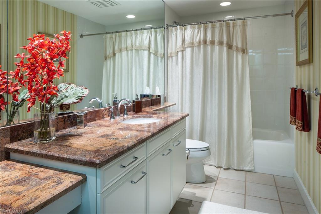 BILTMORE AT BAY COLONY - Residential