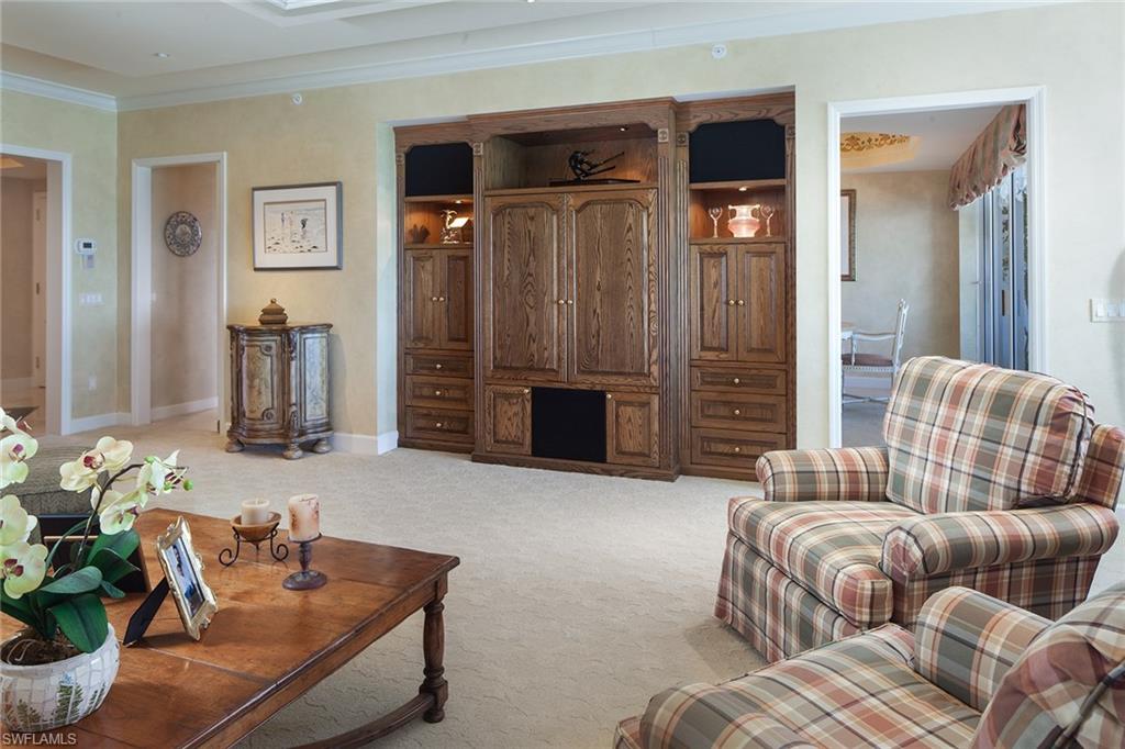 BILTMORE AT BAY COLONY - Residential